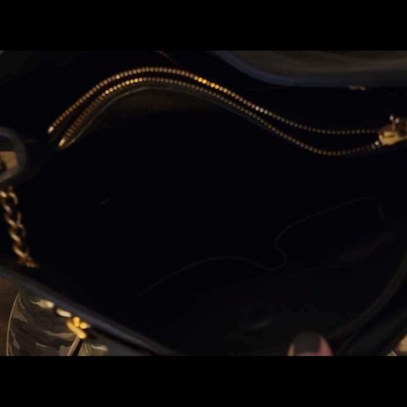 Tory Burch Britten Tote - Picture 4 of 6